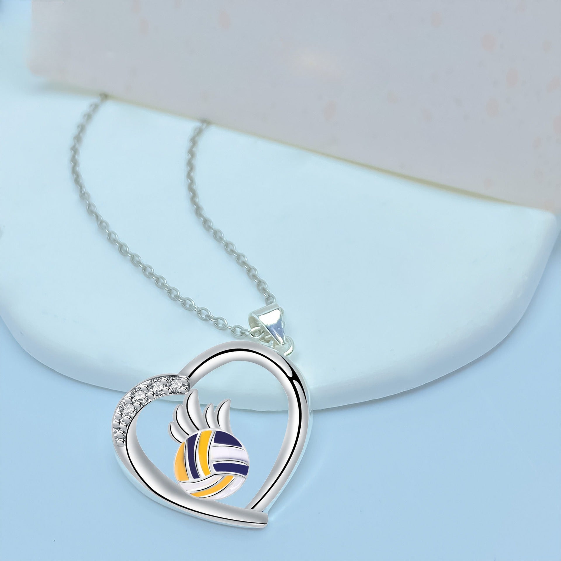 Kamanqi cross-border new product love volleyball necklace female personality design high-end jewelry male Amazon Xiyin tk