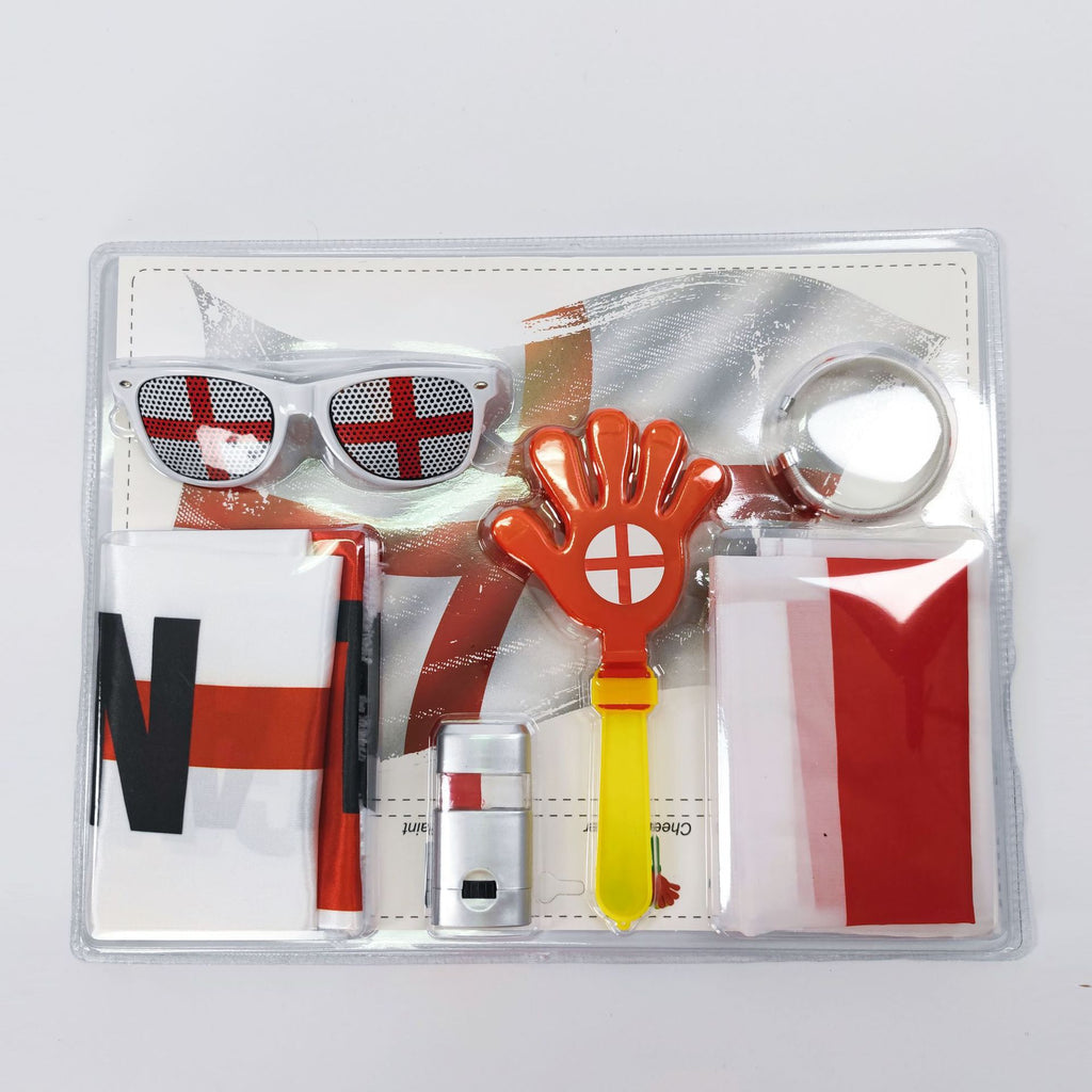 US, Canada and Mexico 2026 World Cup peripheral products, football fans, scarves, Mexican flags, cheering glasses, face color