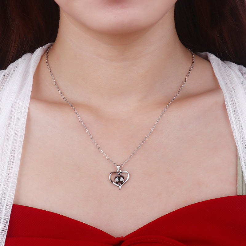 Europe and the United States cross-border World Cup football necklace, new fashion foreign trade copper material heart-shaped pendant jewelry wholesale